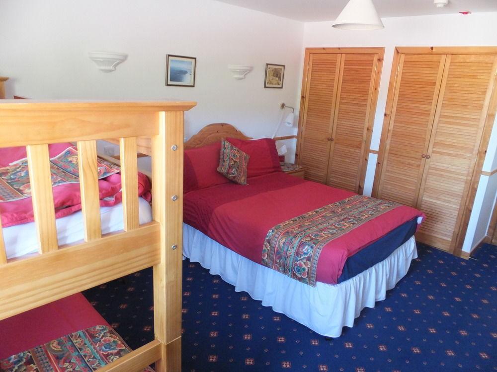 Houton Bay Lodge Orphir  Exterior photo